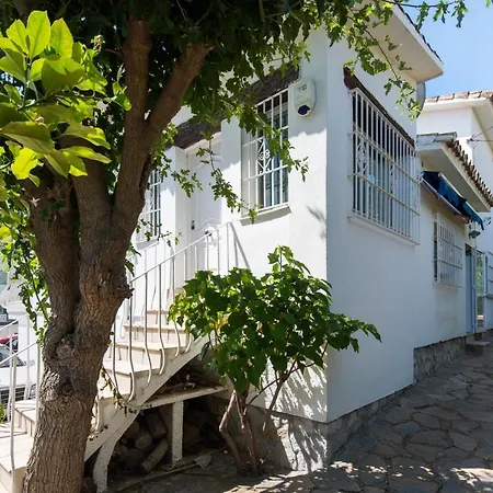 Palm Marina 3 Min Walking From The Sea Villa Benalmadena